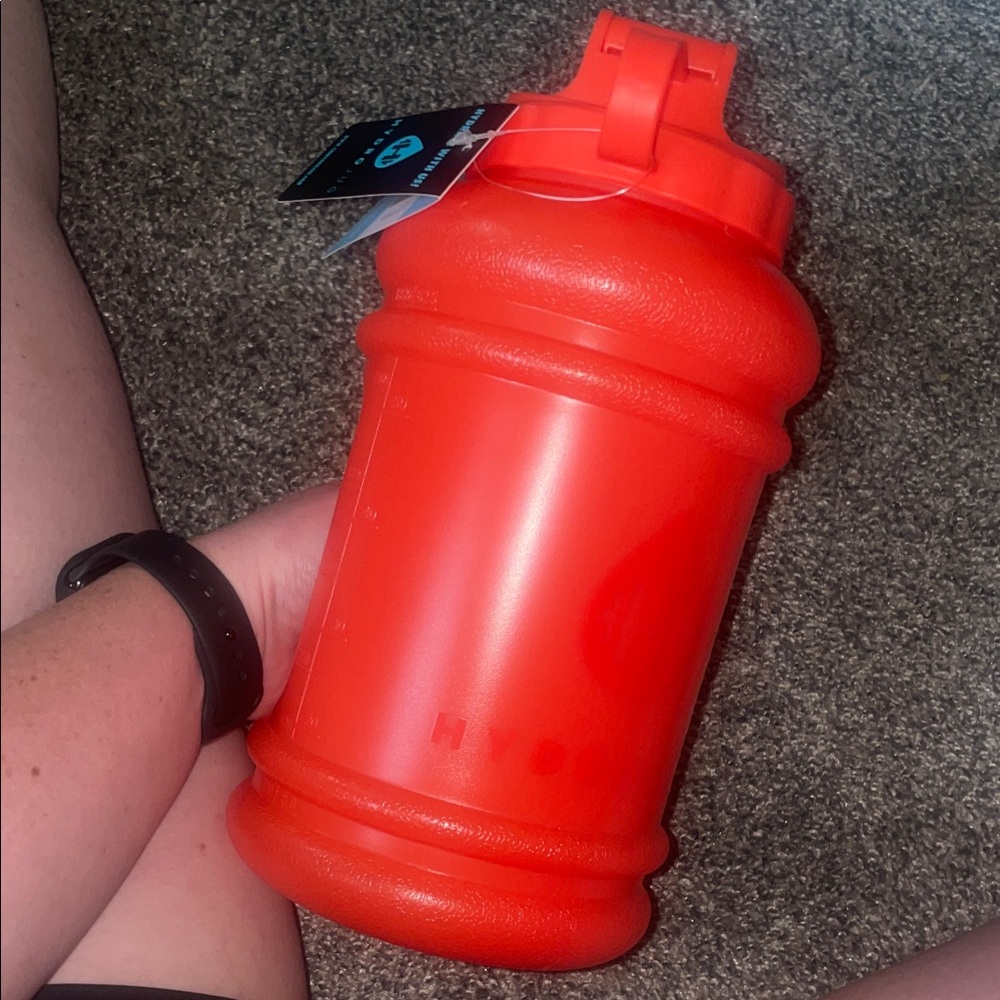 Coral Hydrojug.